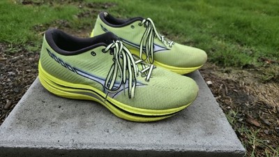 Mizuno Wave Rebellion Running Shoes 11.5