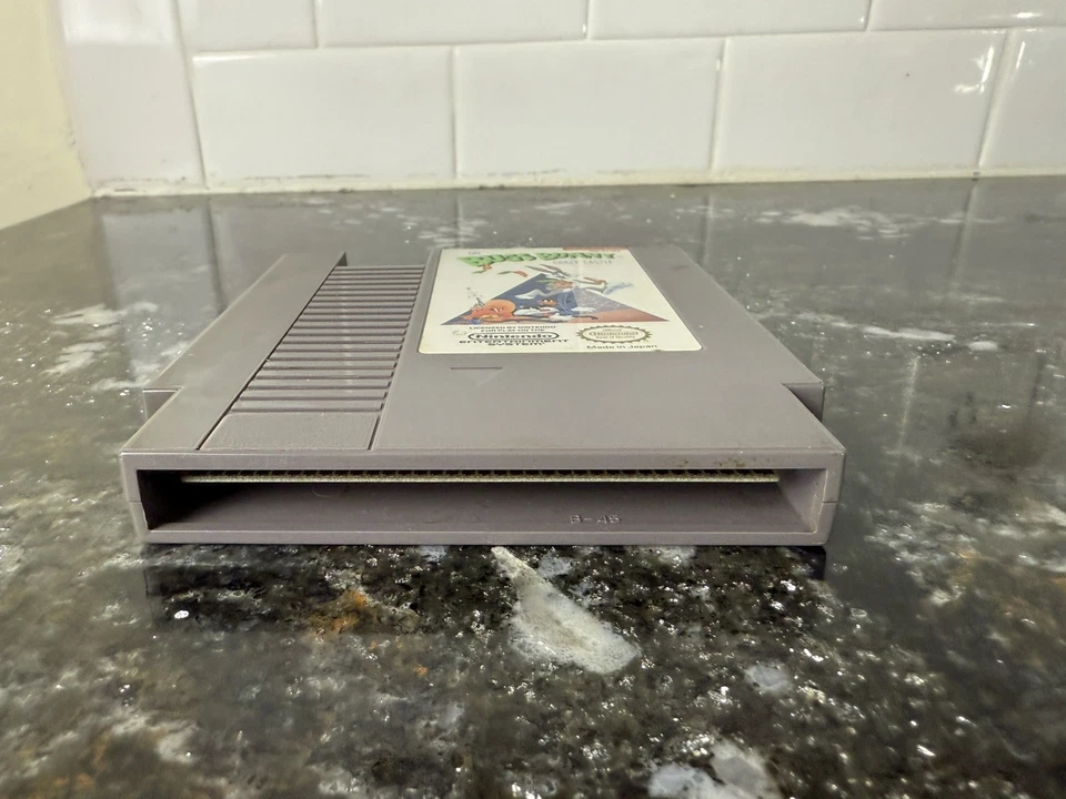 The Bugs Bunny Crazy Castle (Nintendo NES, 1989) COMPLETE CIB TESTED!! - Image 3 of 4