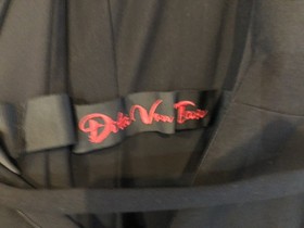 Dita Von Teese Second Look Women's 6 Dress