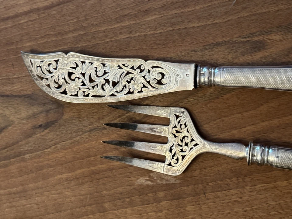 Couverts de Service Poisson - Argent Massif - 19 Eme Siècle - Poinçon Minerve - Photo 4/4