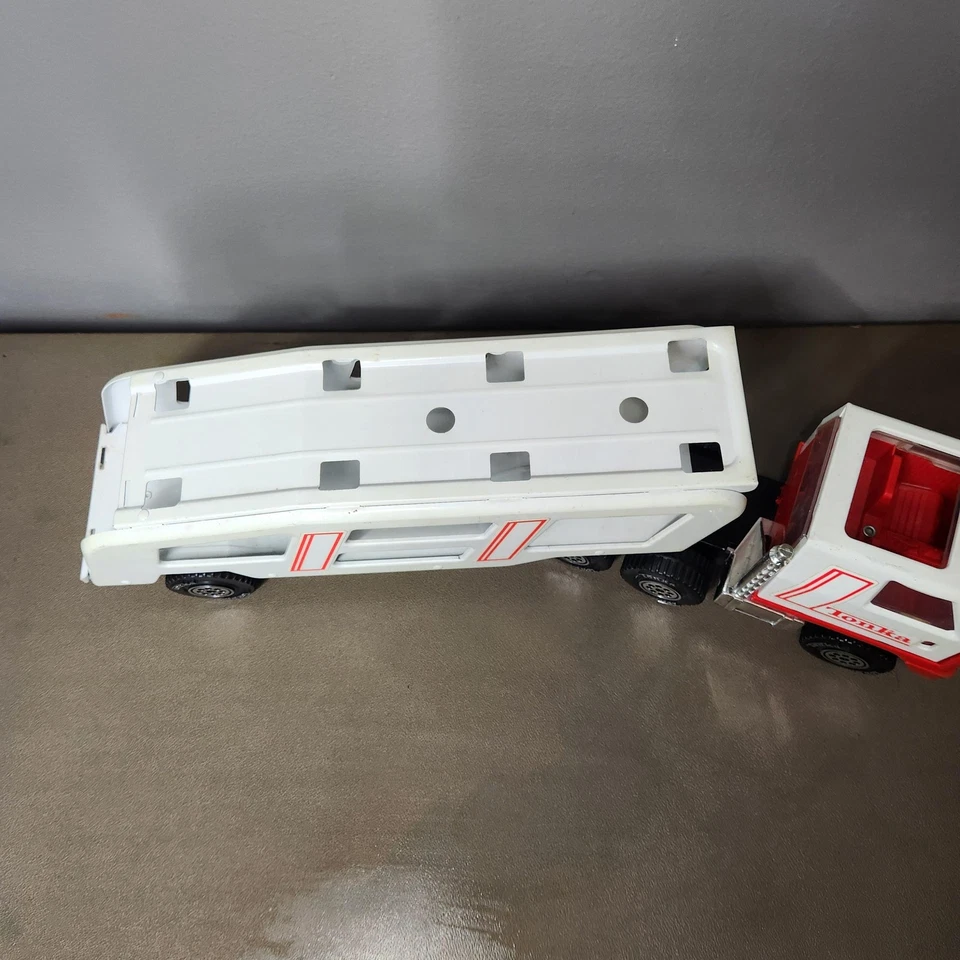 Semirremolque de metal vintage Tonka cabina roja blanca 20" años 80 juguete Foto 4 de 4