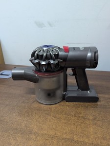 Dyson V7 Hauptteil muss ersetzt werden neuer Akku