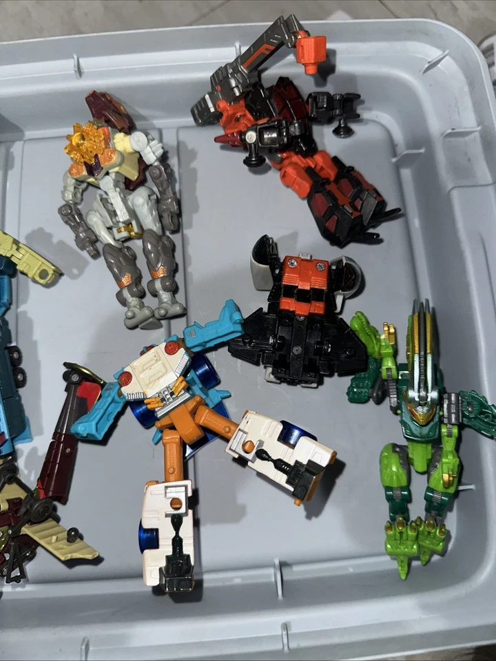 Lote de 11 figuras coleccionables Transformers Generations Foto 3 de 3
