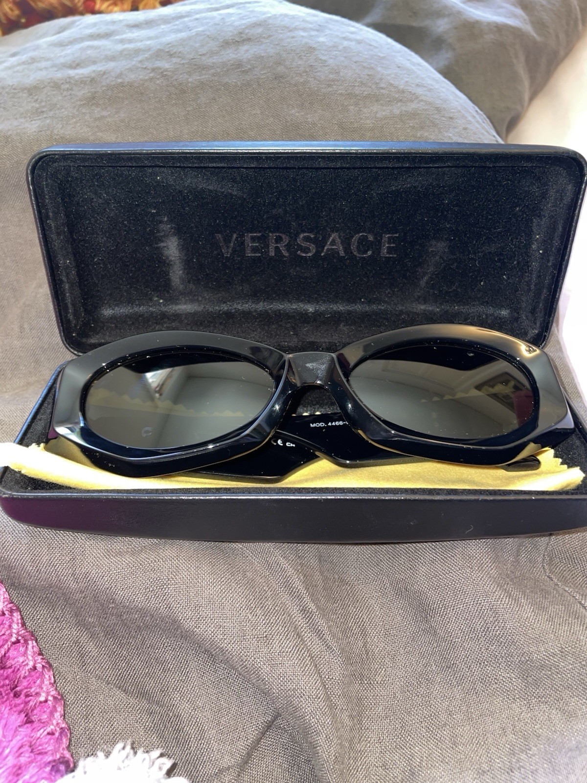 Authentic Versace Sunglasses (Missing Piece) - image 2