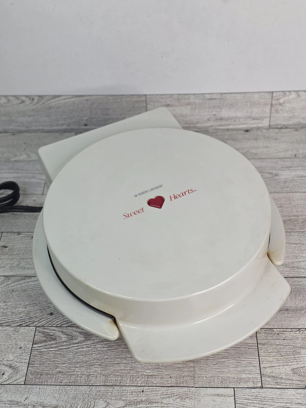 Vintage Black & Decker Sweet Hearts Waffle Maker Model G12 Tested Works See PICS