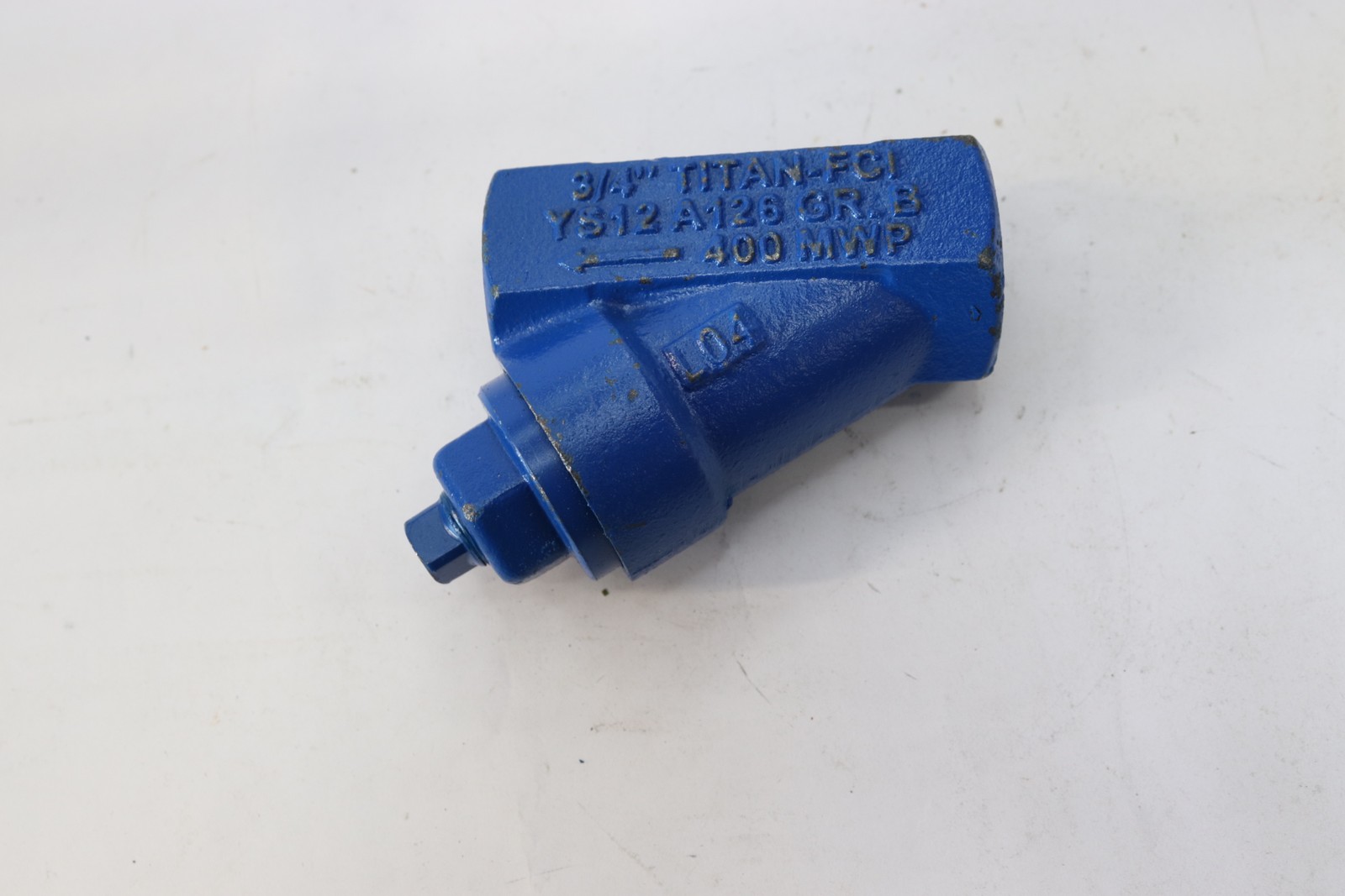 Titan Y Strainer Fitting Cast Iron Blue 400 MWP FCI YS12 A126V GR B