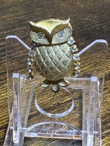 Vintage Avon Gold Tone Owl Brooch Rhinestone Accent 1960s Costume Jewelry
