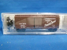 N Scale Micro Trains 20667 40' Std Box Car Delaware Lackawanna & West 52831 mr