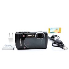 OLYMPUS STYLUS TG-850 Tough 16MP Waterproof Flip LCD Black Digital Camera Japan