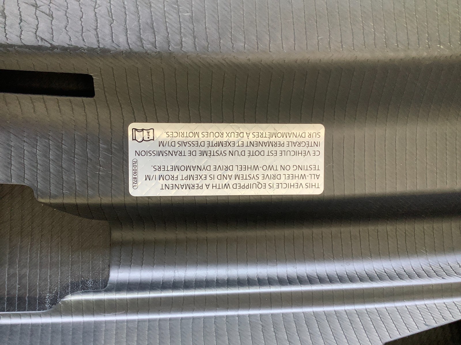 Lamborghini Urus 2023-2024 Engine lid