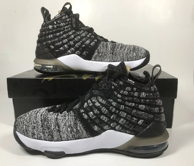 Nike LeBron XVII 17 (GS) 'Oreo' Black White BQ5594-002 Size 5.5Y | eBay