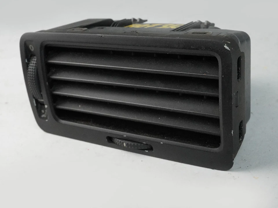 2001 - 2007 Volkswagen Jetta Air Vent Grille Nozzle Dashboard 1J1819704e Rh Foto 4 de 4