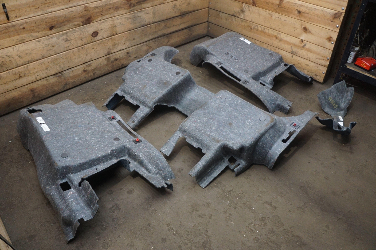 Set Front Rear Left Right Carpet OEM MY83-130A09-BCW Aston Martin Dbx 707 20-24