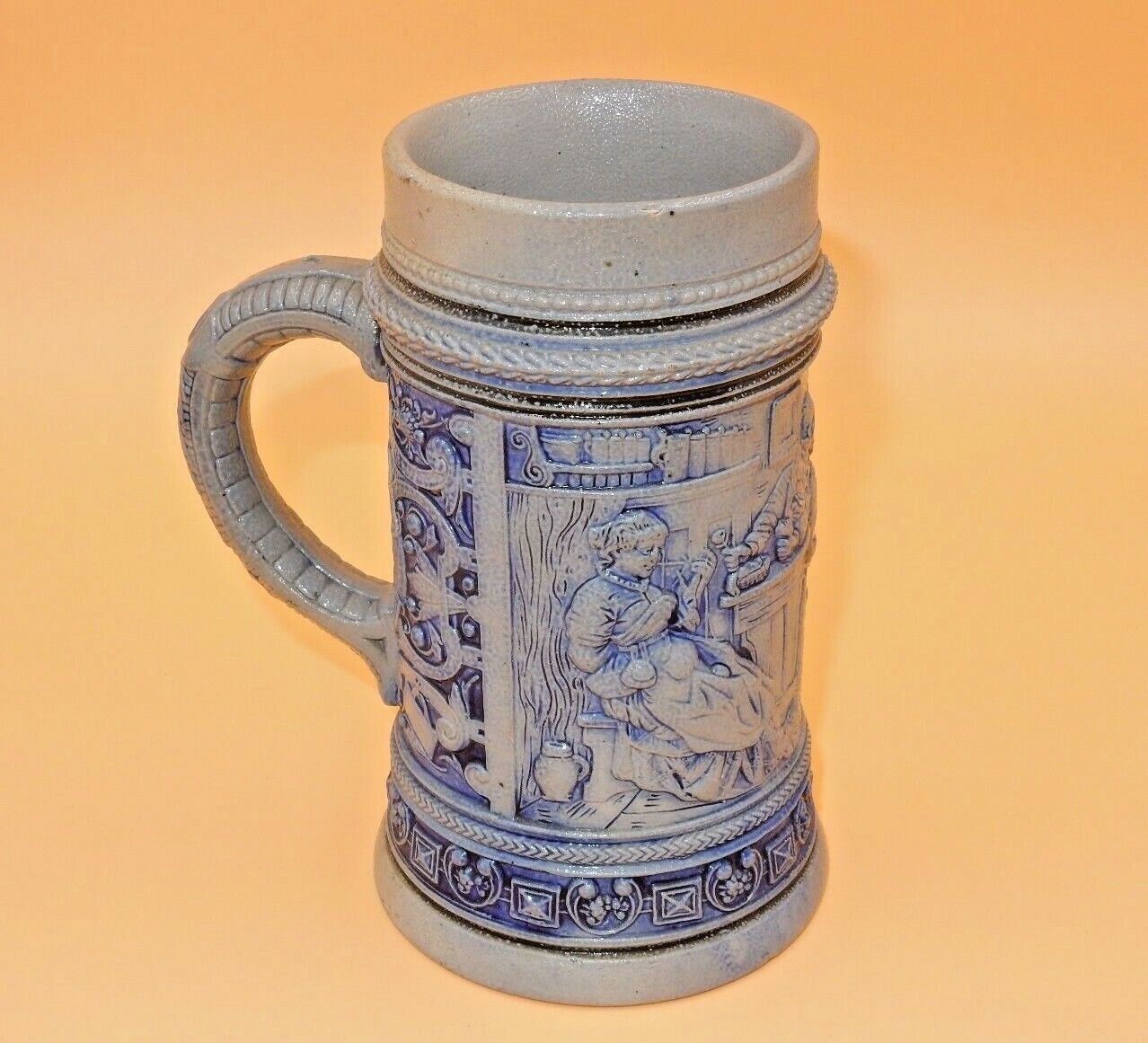 VINTAGE COBALT BLUE SALT GLAZED GERMAN BEER STEIN MUG 1/2 LITER TAVERN  SETTING | eBay