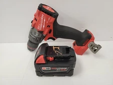 (51071-3) Milwaukee 2904-20 Hammer Drill