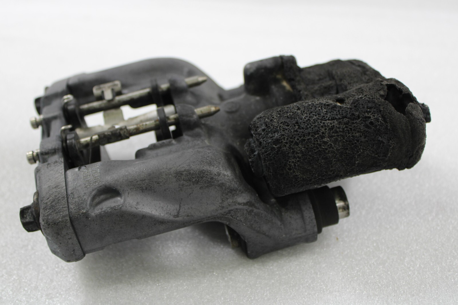 McLaren 720S, RH, Right, E-Brake Caliper, Fire Dmg, Used
