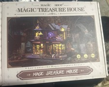 DIY Miniature House Kit with LED Lights, Magic Treasure House, 3D Wooden.