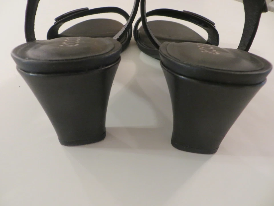 Ecco FORMA ELEGANTE Mujer Cuero Tacón Negro Sandalia US Talla 8-8.5 (EU 39) Foto 3 de 4