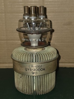 Mullard -- EMISSIONSROHR-- TRIODE -- QY5-3000A