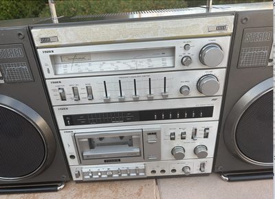 Vintage Boombox FISHER PH490K PH-490 Stereo Cassette Radio