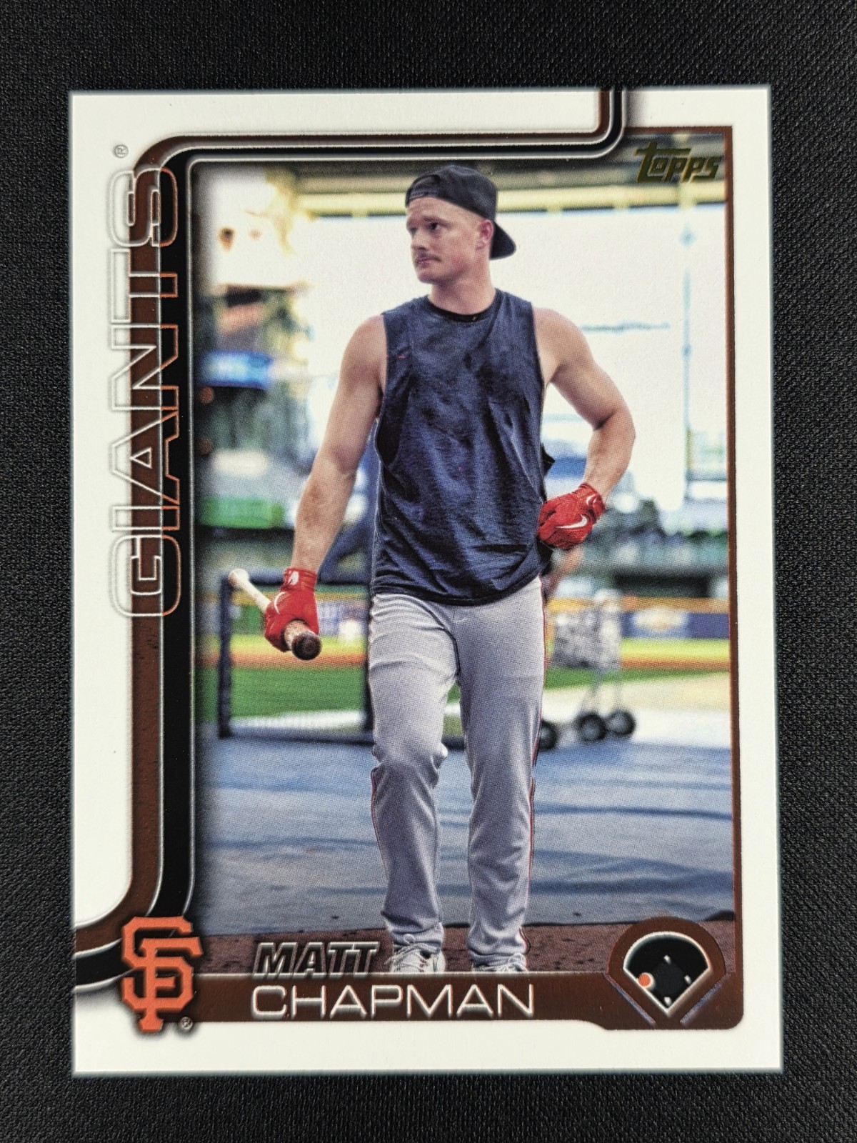 Matt Chapman 2025 Topps Golden Mirror Image Variation SSP #221 GIANTS