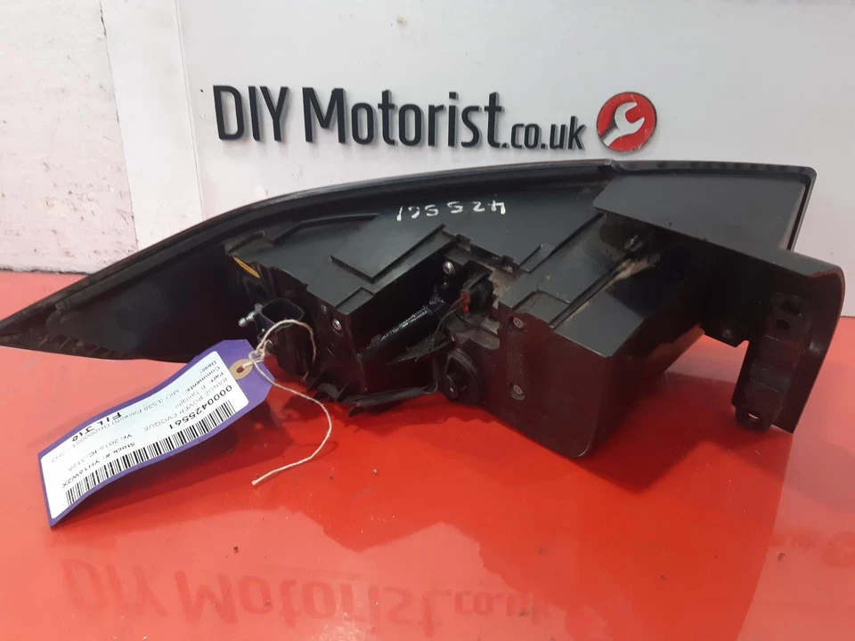  LAND ROVER RANGE ROVER EVOQUE R Taillight  2016 - Image 2 of 4