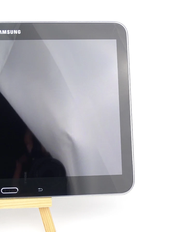 Tablet Samsung Galaxy Tab 4 SM-T530NU - 16 GB - Wi-Fi - 10,1 pulgadas - Negra Foto 2 de 4