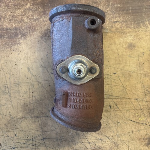 VOLVO TRUCK VNL D13 TURBO INTAKE MANIFOLD CONNECTION PIPE DIFFUSER OEM