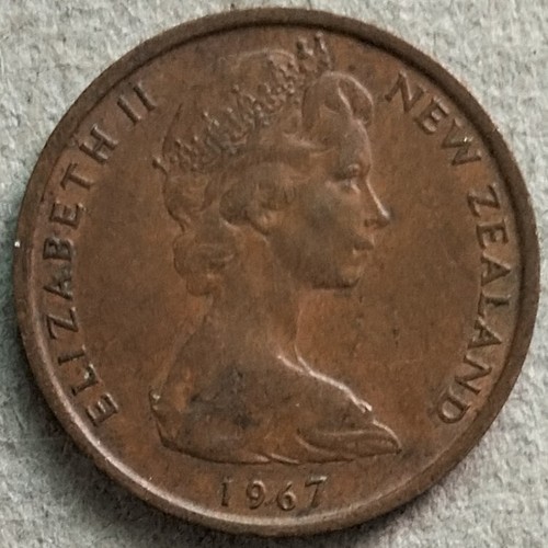 New Zealand 1 cent coin 1967 - Picture 2 of 2
