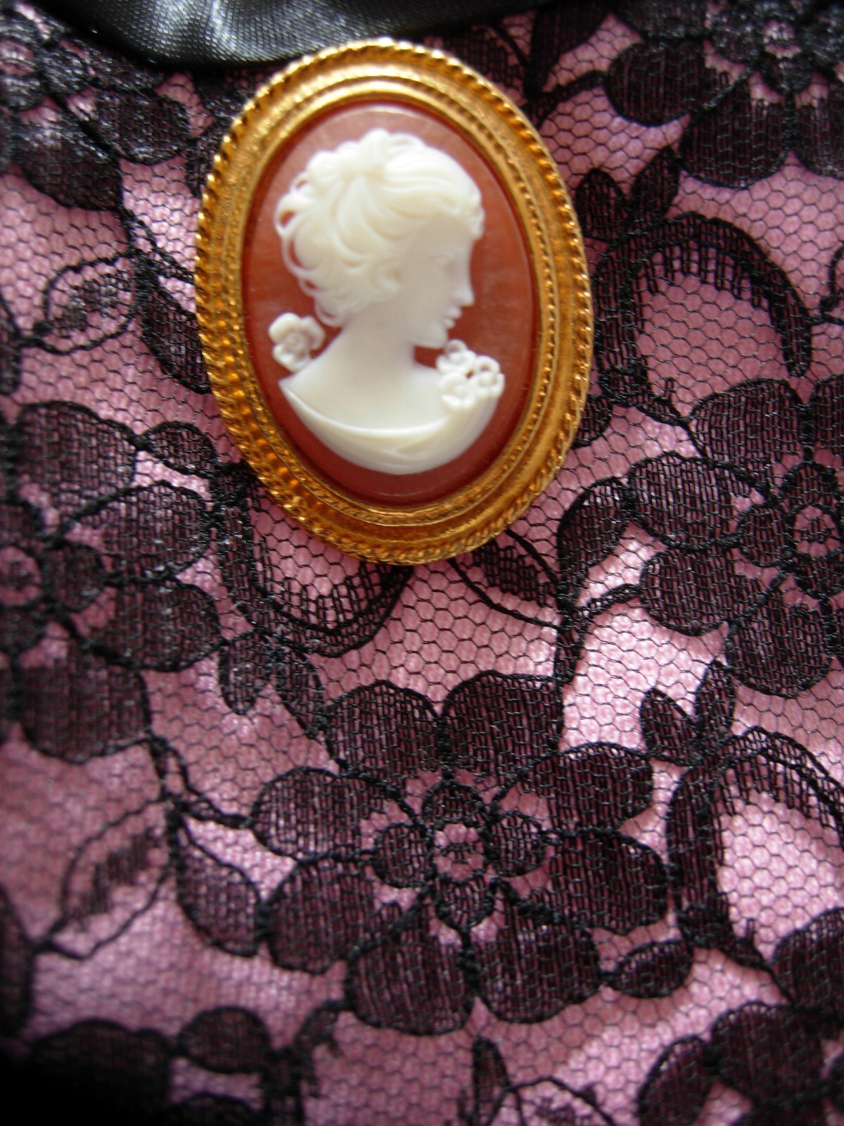 Foto 2 di 2