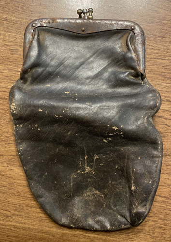Cartera de cambio antigua victoriana de cuero para mujer de 1800 / principios de 1900 **LEER** A9 - Imagen 4 de 21