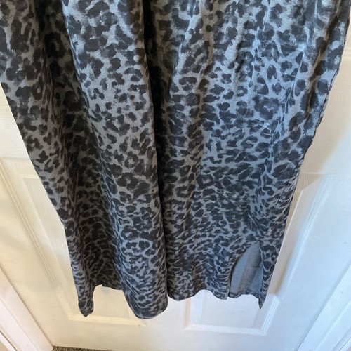 Old Navy Dress Women’s Size Medium Spaghetti Straps Leopard Print Midi Slit - Picture 4 of 12