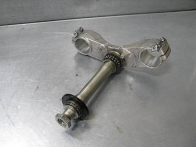 KAWASAKI ZX14R ZX14 ZX1400 08 LOWER TRIPLE TREE STEERING STEM YOKE