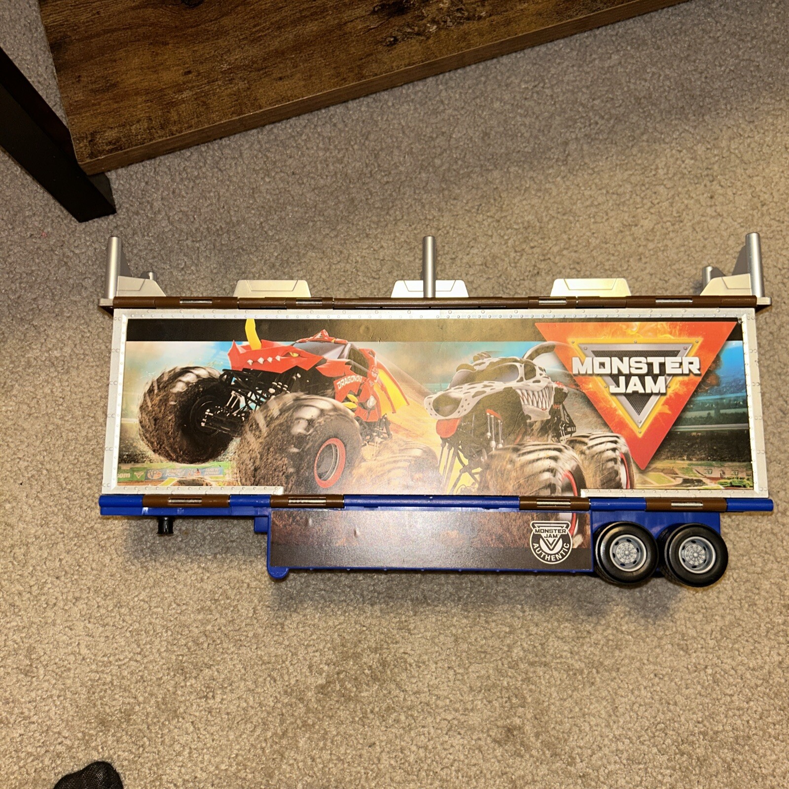 Picture 3 of 6
