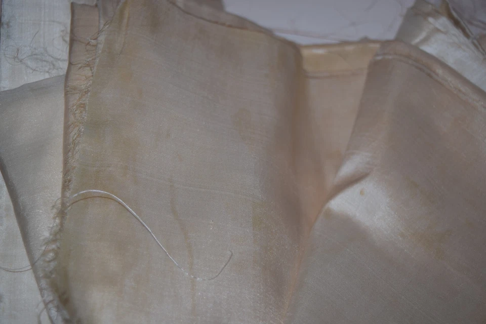 Tela reciclada 100 % seda marfil restos 4 oz Foto 3 de 3