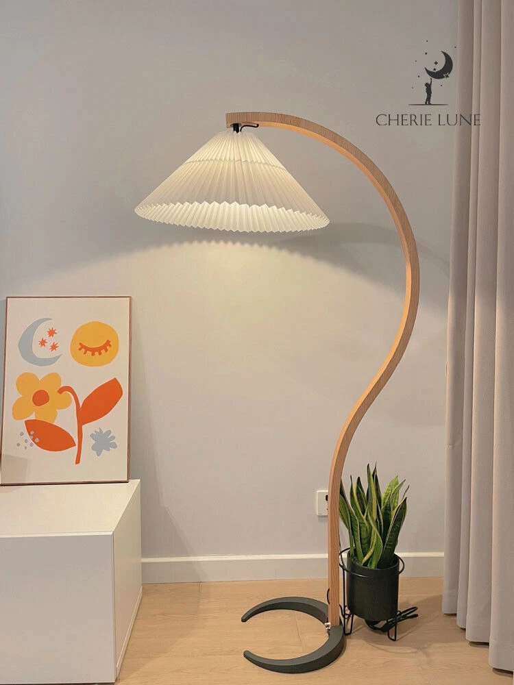 Walnut Wood Curve Bentwood Art Deco Stylish Decor Retro Style Caprani Floor Lamp
