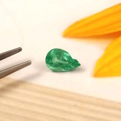 1,85 CT Lab Gem Gambia Emerald (Zambian) Birnenform Lose Edelstein
