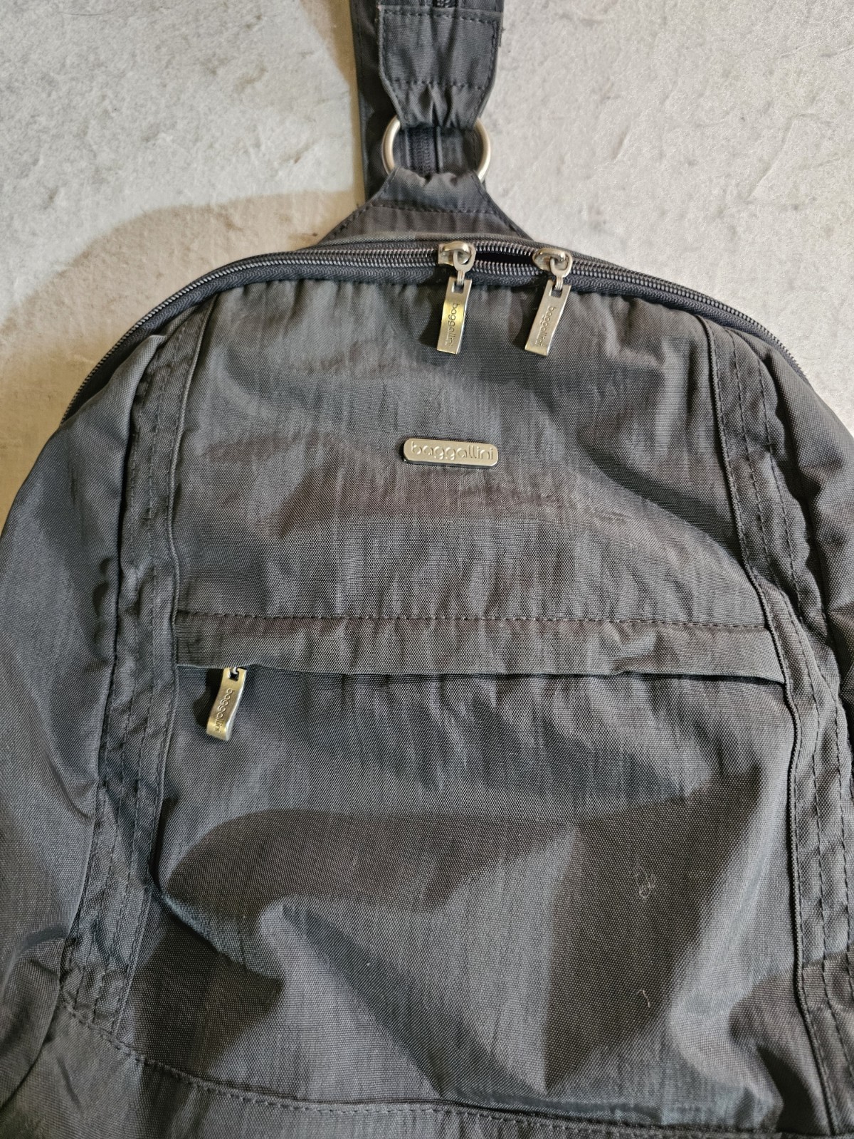 Baggallini Classic Nylon Backpack Convertible Zip… - image 16