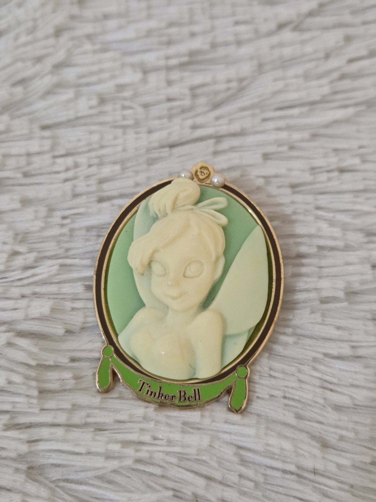 WDW 2003 Disney TINKER BELL Cameo Princess Serie Mint Green Raised Pin Peter Pan
