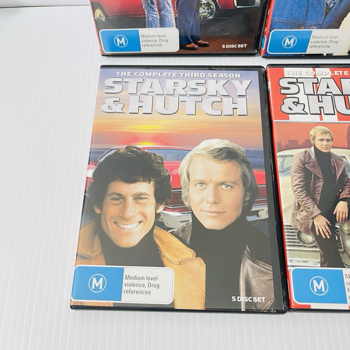 【中古】「非常に良い」Starsky &amp; Hutch: Complete Collection Box Set [DVD] Mill Creek Starsky & Hutch: Complete Series Full TV Boss Box Set