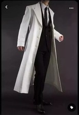Neuer langer weißer Herren-Trenchcoat aus Le...