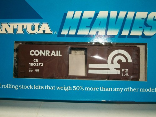 HO MANTUA HEAVYES Box Car CONRAIL #180373 - BT8 | Condition: Used