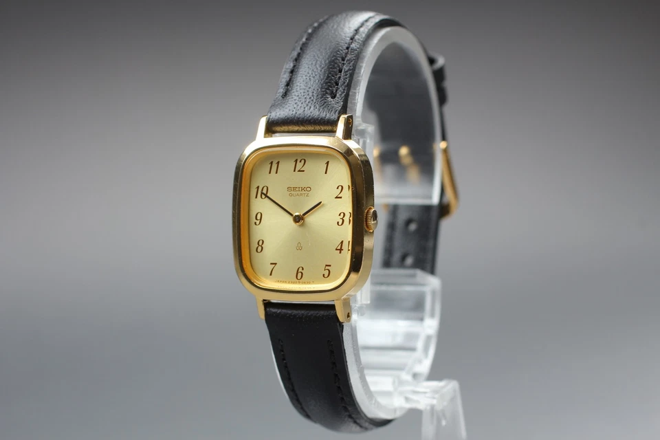 Reloj de cuarzo vintage 1980 N como nuevo Seiko Socie 2320-5390 dorado tanque para mujer JAPÓN Foto 3 de 4