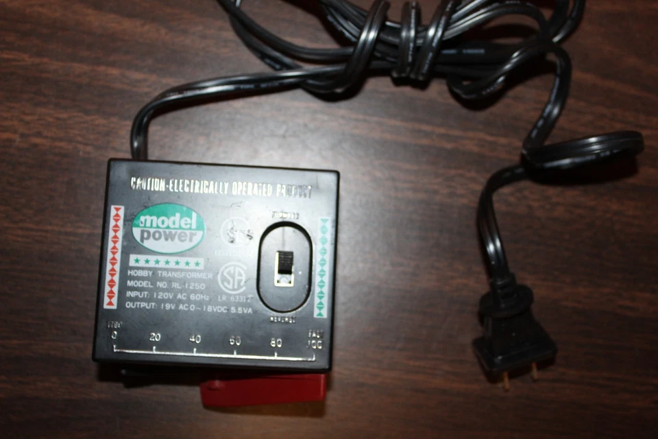 Model Power RL-1250 Hobby Transformer W/ Direction & Speed Controls - Image 2 of 4