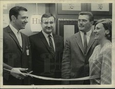 1968 Press Photo Kitchen supplier opens distributorship in Latham, New York
