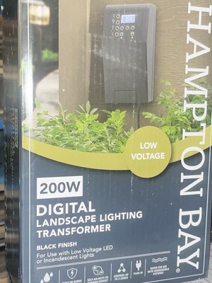 HAMPTON BAY 200W Low Voltage Digital Transformer Wet Location 1001 509 809