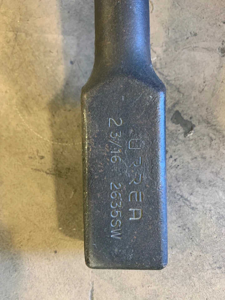 URREA 2635SW 2-3/16 IN 12-PT OFFSET STRIKING WRENCH - image 2 of 2