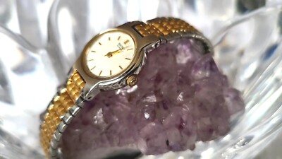 Vintage SEIKO Ladies Two Tone Round Watch Expandable Band | eBay display picture 2