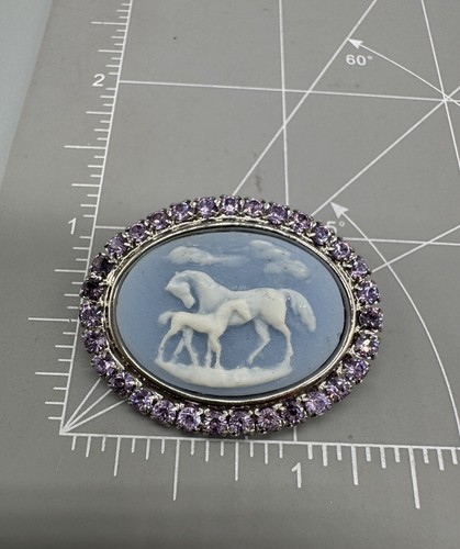 Kirks Folly Dream Horse Blue Carved Cameo Purple Crystal Silver Tone Oval Brooch - Picture 10 of 10