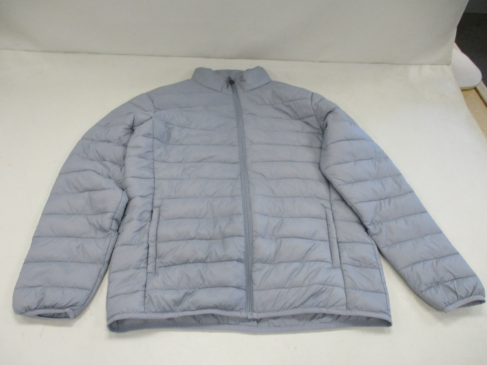 MENS LIGHTWEIGHT PUFFER JACKET SIZE LARGE GRAY